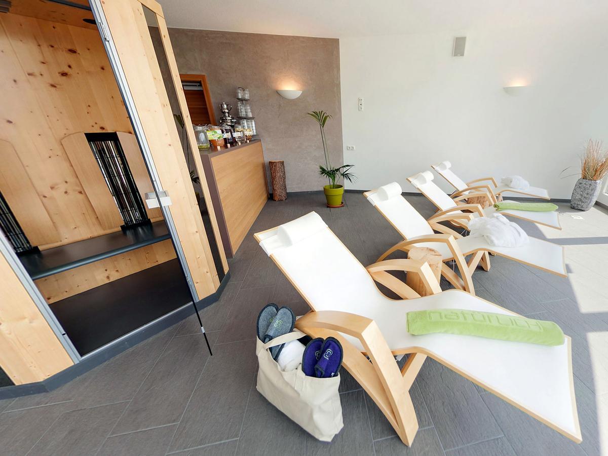 Natuerlich Hotel Mit Charakter Fiss Eksteriør bilde